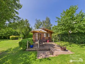 Glamping Hut- click for photo gallery